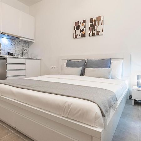 Phaedrus Living: City Center Executive Flat Stadiou Atenas Exterior foto